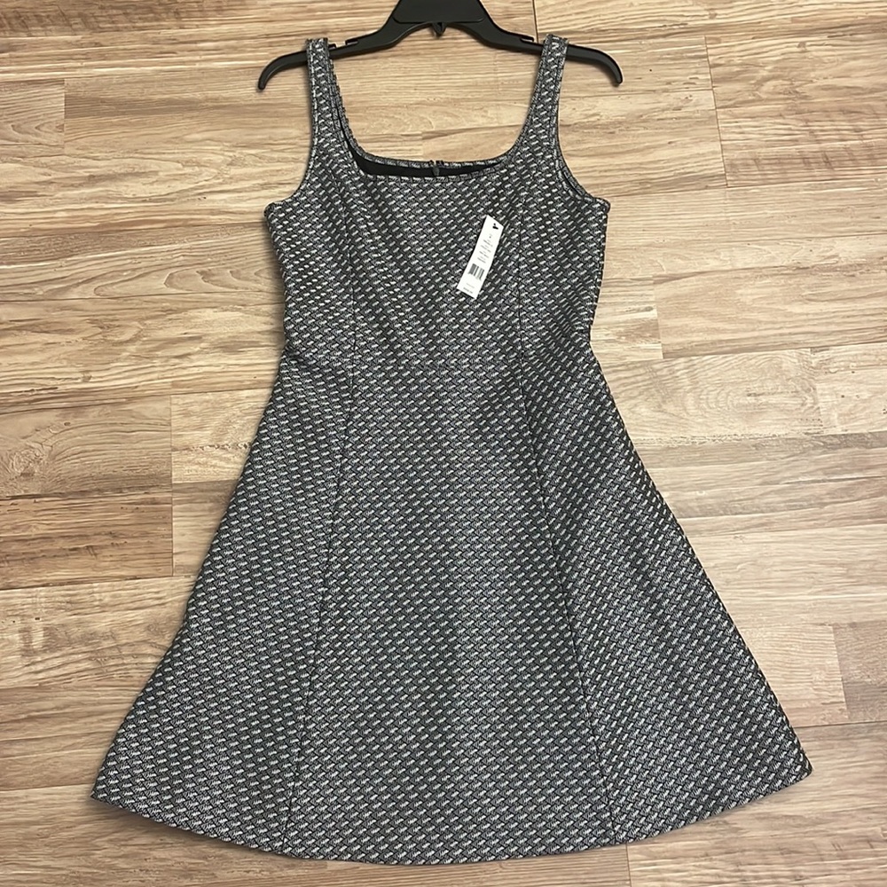 NWT Theory scoop neck dress size 8